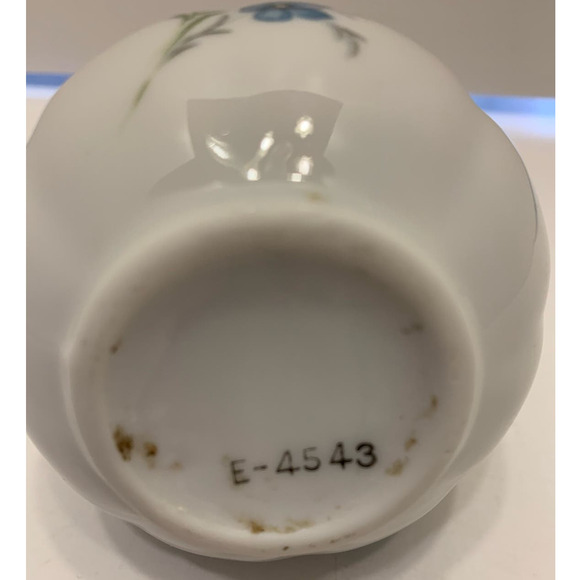 Vintage 4 Inch Inarco Porcelain Pitcher E-4543 with Blue Flowers - Picture 7 of 7